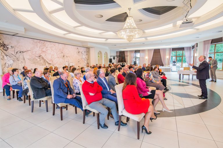 konferencja-w-tleniu