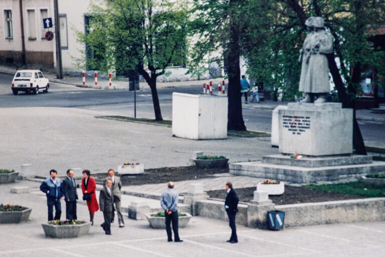 pomnik-zolnierzy-1