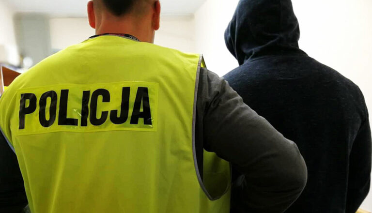 policja-zlodziej-zatrzymanie-zatrzymany