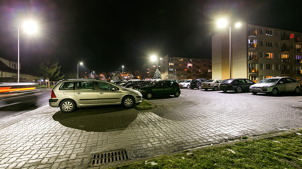 oswietlenie-portal-parking-2