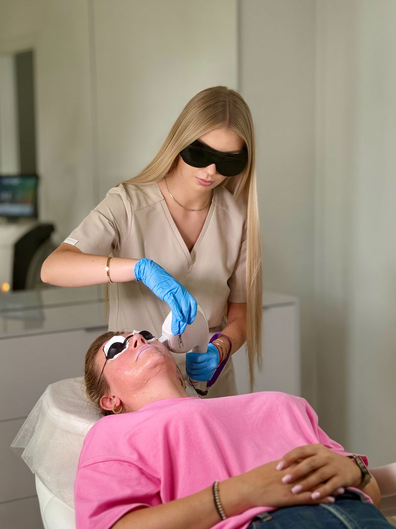 medycyna estetyczna w Kielcach – schemat działania depilacji laserowej